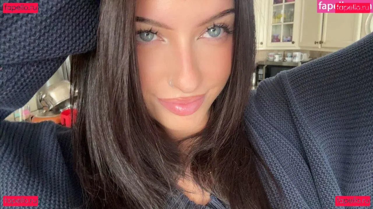 Lily Weber Onlyfans Photo Gallery 