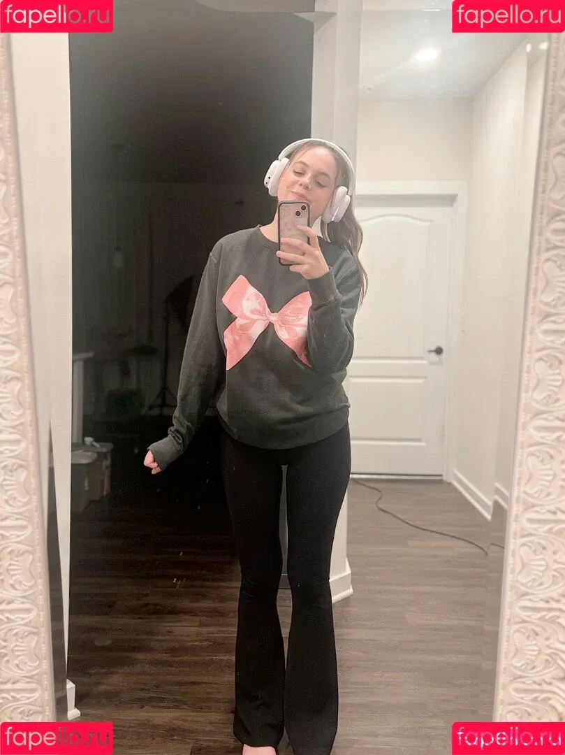 SarahKey Onlyfans Photo Gallery 