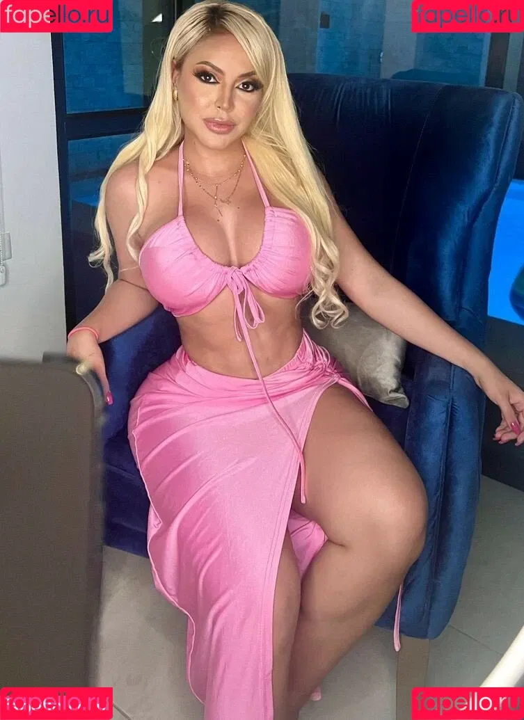 La Mosquera Onlyfans Photo Gallery 