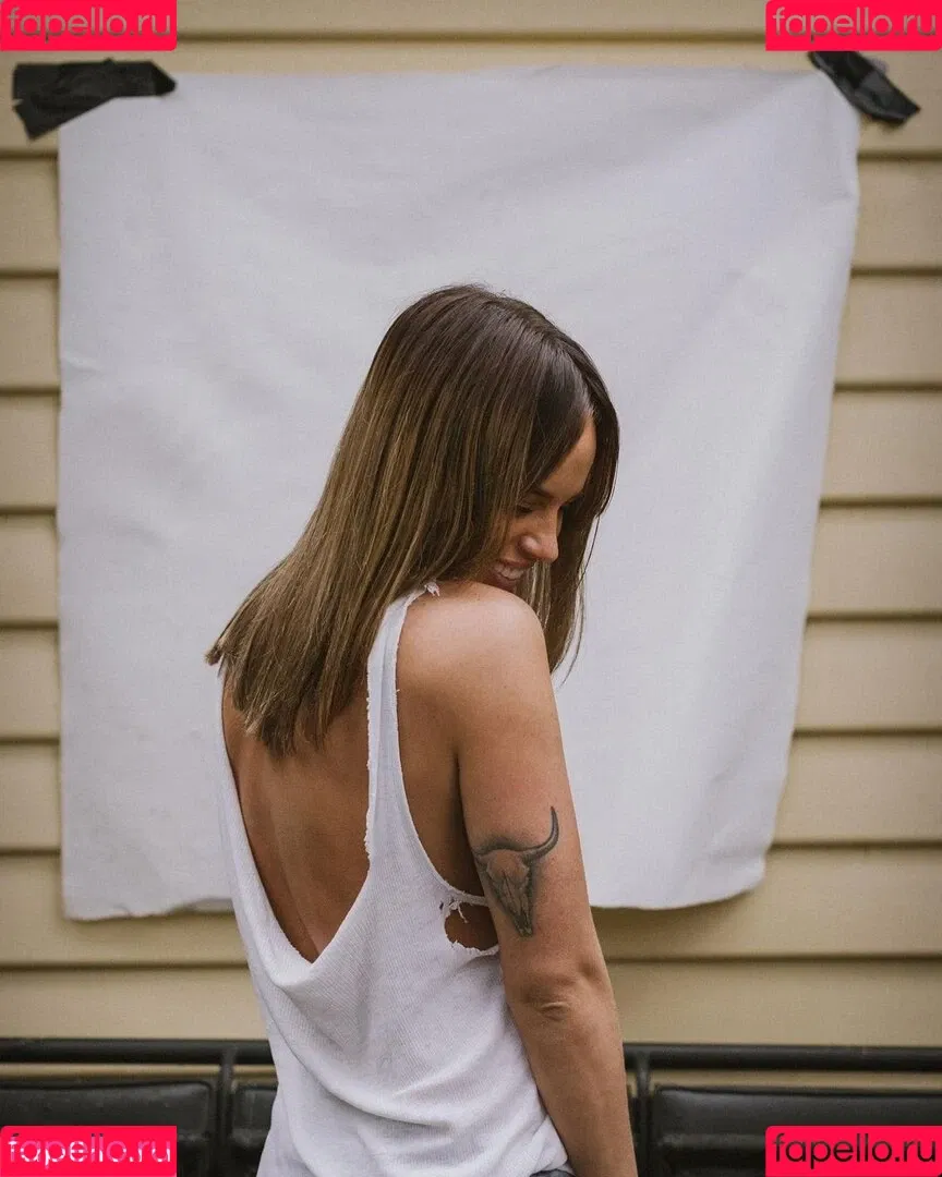 Bonnie Anderson Onlyfans Photo Gallery 