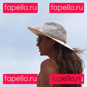 Bonnie Anderson Onlyfans Photo Gallery 