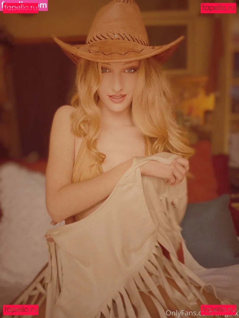 kwgirlx Onlyfans Photo Gallery 