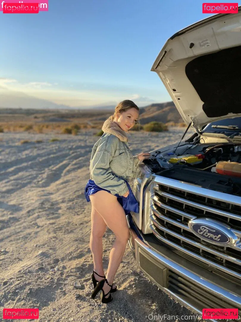 MadisonJoXo Onlyfans Photo Gallery 