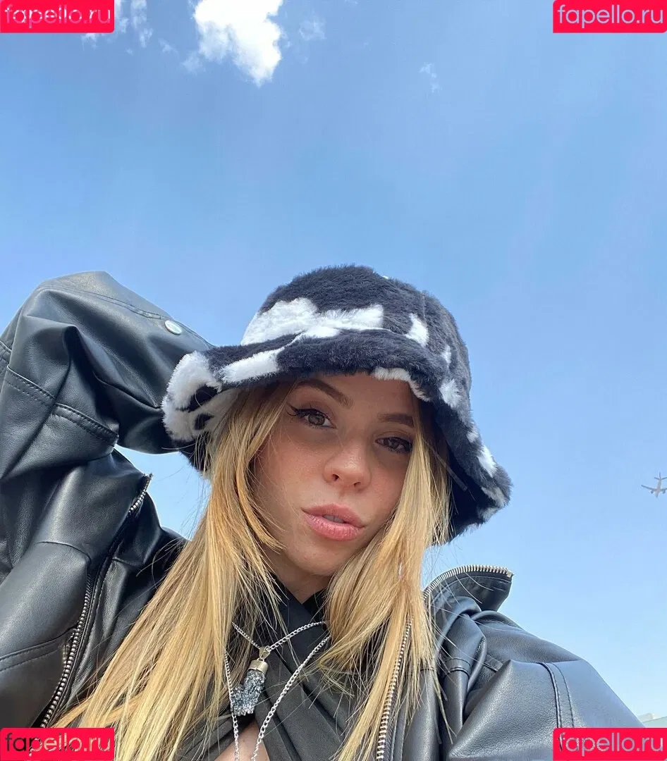 AnasoClash Onlyfans Photo Gallery 