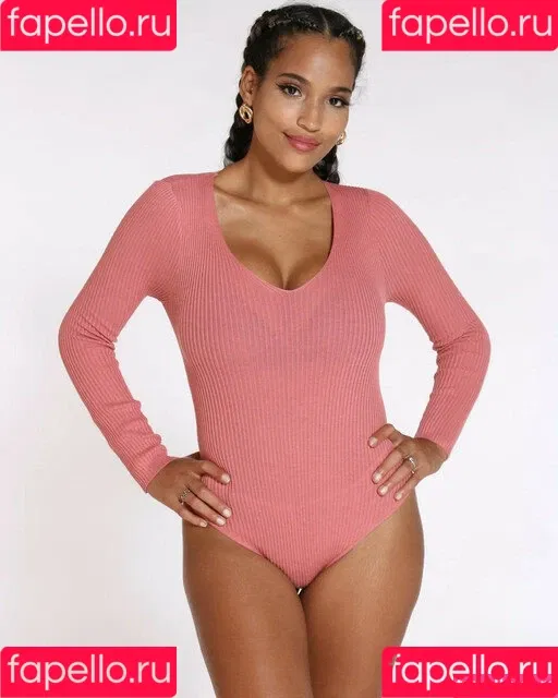 Jinna Cabrera Onlyfans Photo Gallery 