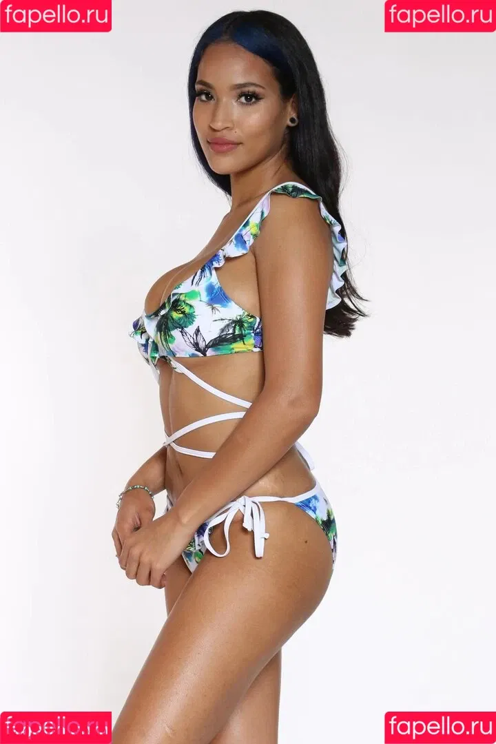 Jinna Cabrera Onlyfans Photo Gallery 