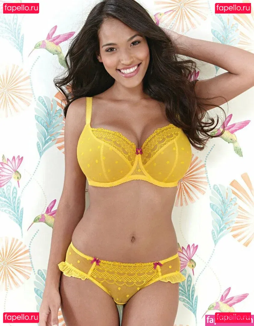 Jinna Cabrera Onlyfans Photo Gallery 