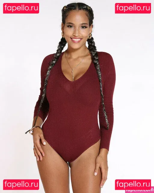 Jinna Cabrera Onlyfans Photo Gallery 