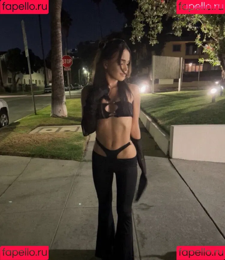 Laura Lindstrom Onlyfans Photo Gallery 