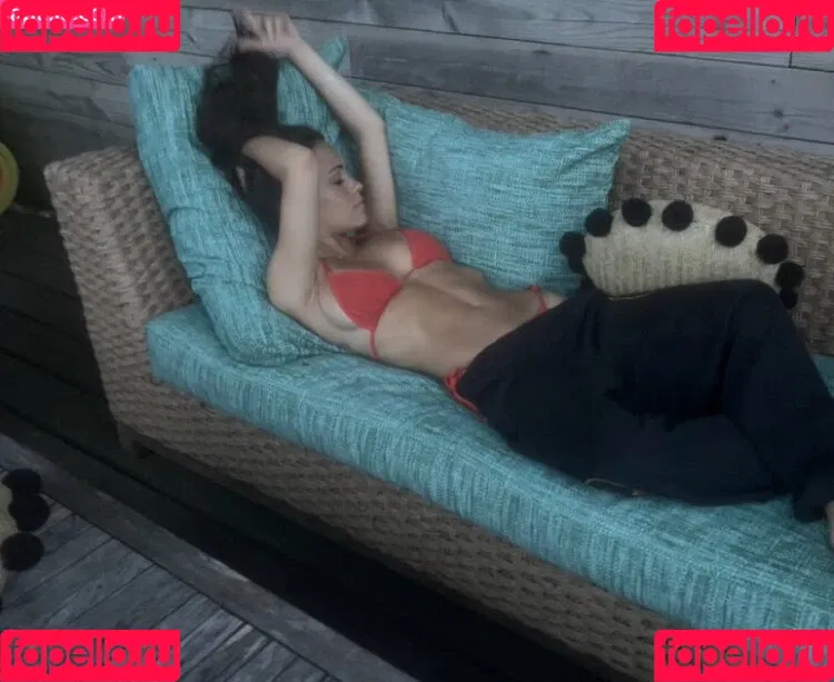 Laura Lindstrom Onlyfans Photo Gallery 