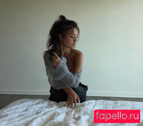 Laura Lindstrom Nude Onlyfans Photo 17
