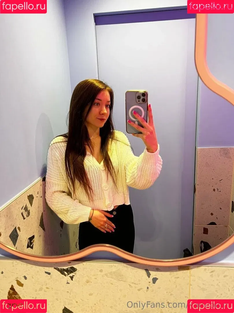 katiepearl Onlyfans Photo Gallery 