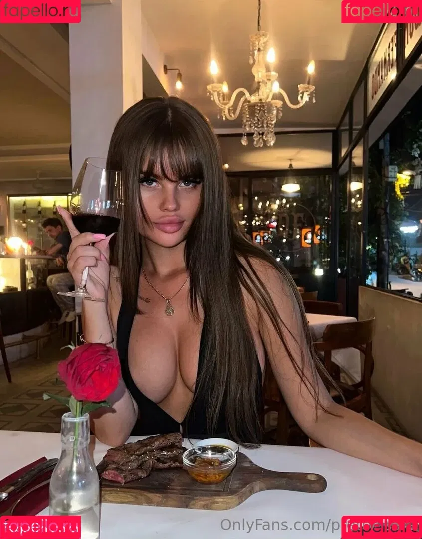 pretty_sara Onlyfans Photo Gallery 