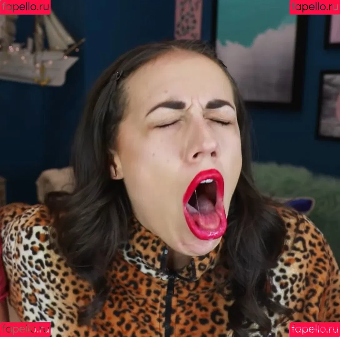 Colleen Ballinger Onlyfans Photo Gallery 