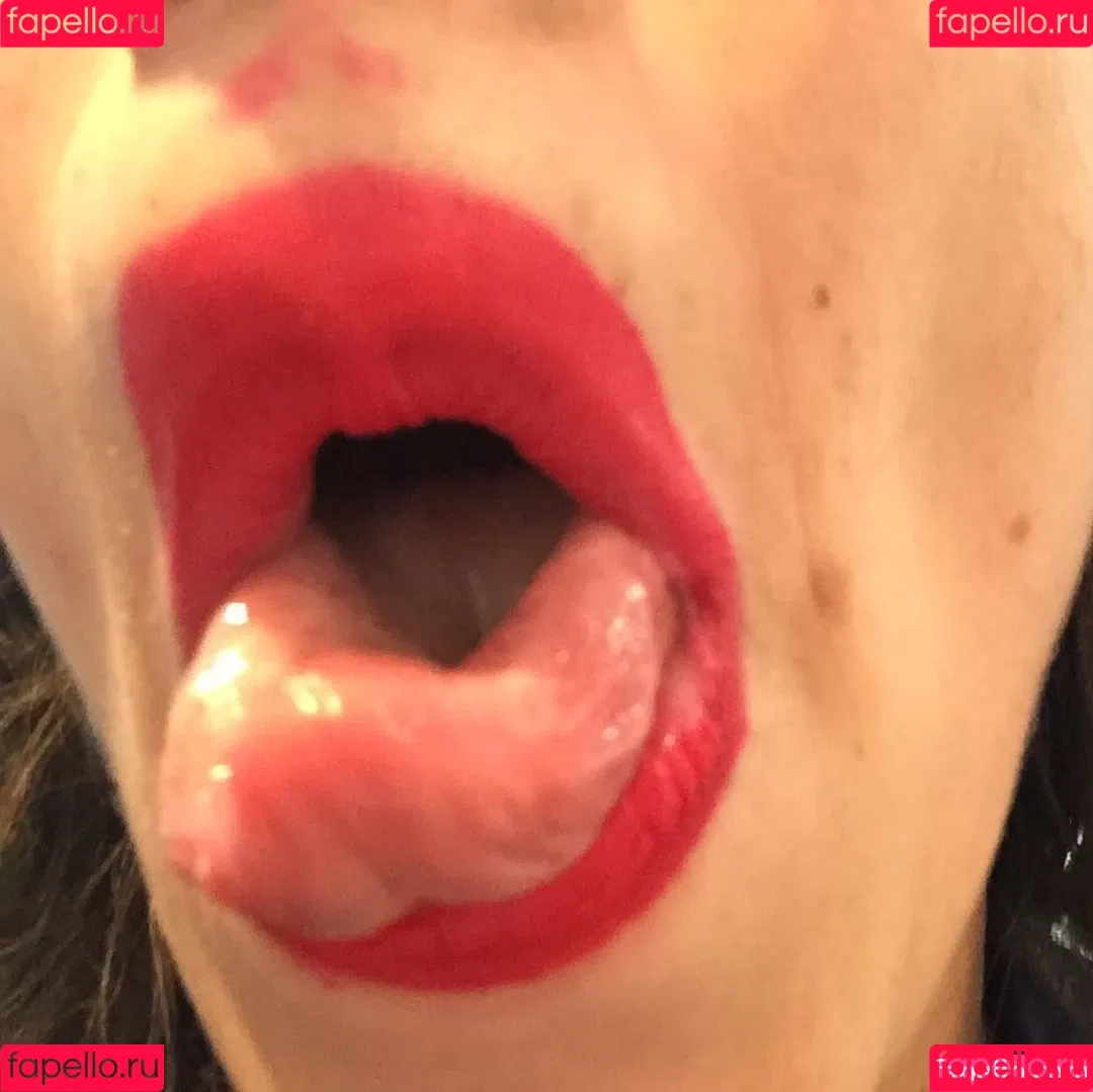 Colleen Ballinger Onlyfans Photo Gallery 