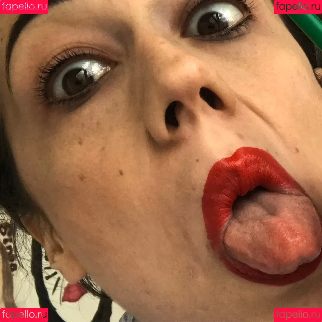 Colleen Ballinger Onlyfans Photo Gallery 