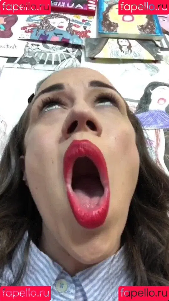 Colleen Ballinger Onlyfans Photo Gallery 