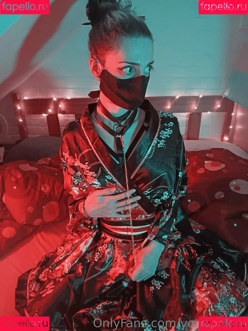 yona.mlem Onlyfans Photo Gallery 