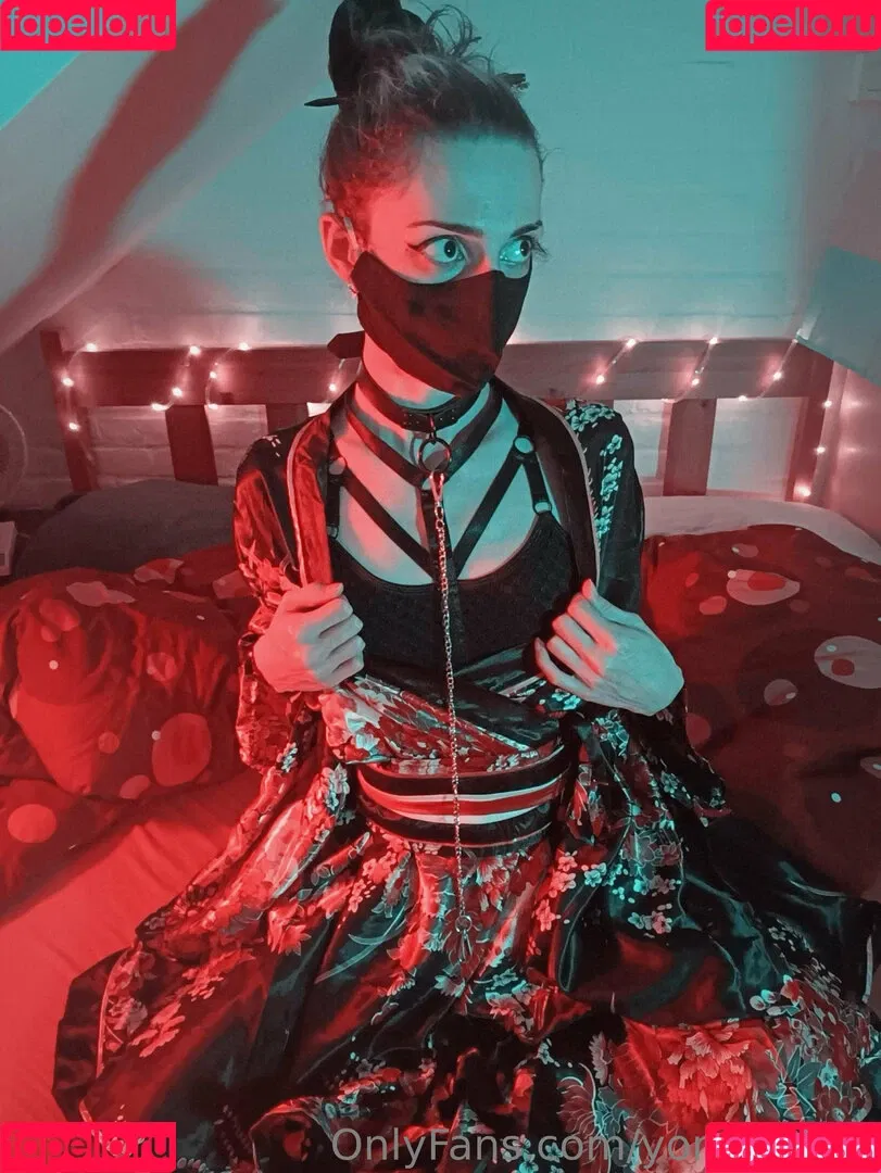 yona.mlem Onlyfans Photo Gallery 
