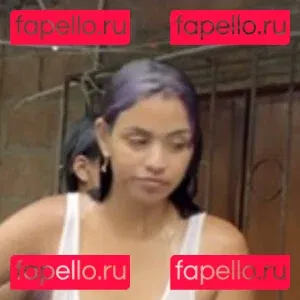 yona.mlem Onlyfans Photo Gallery 