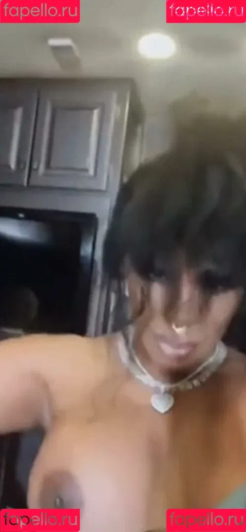 K Michelle Onlyfans Photo Gallery 