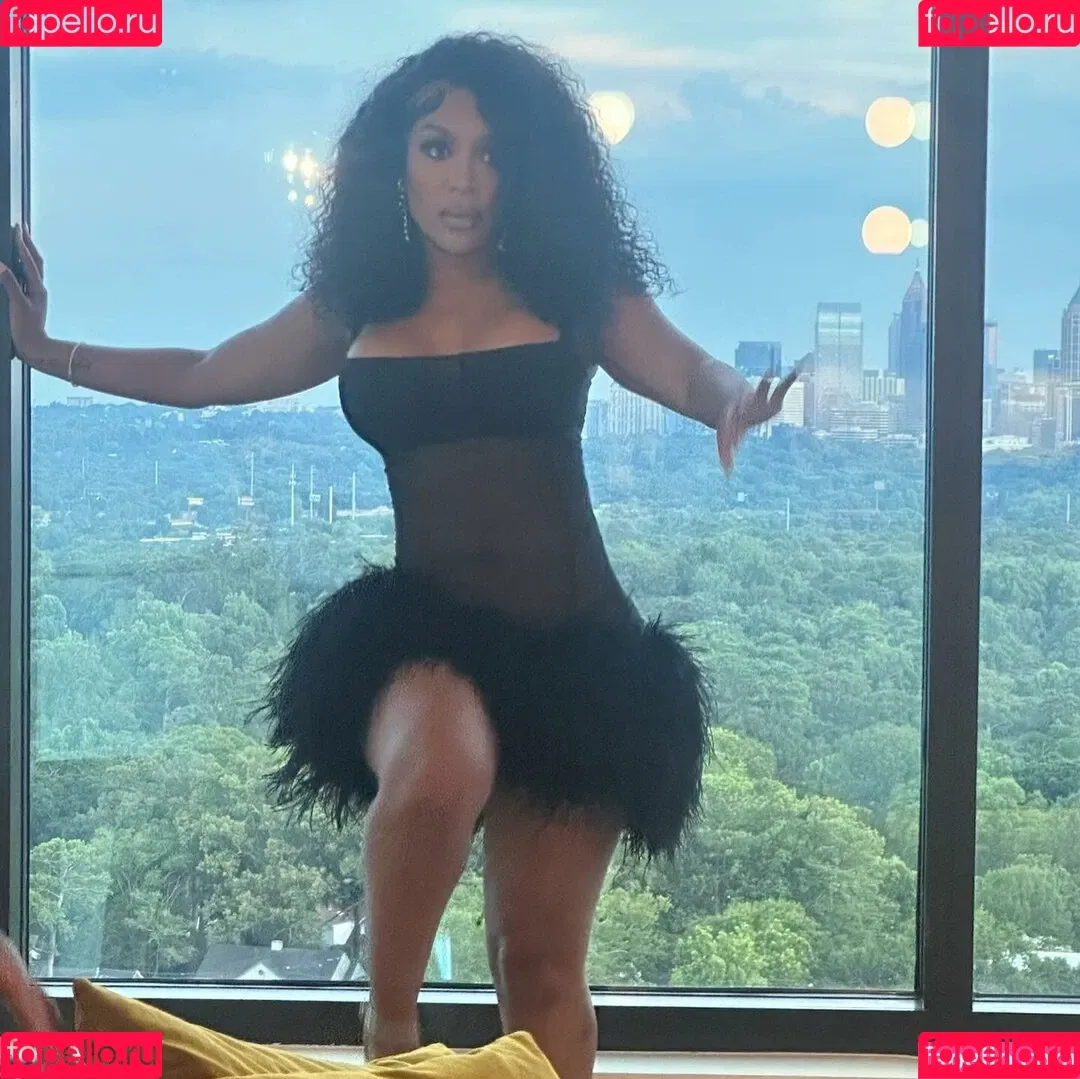 K Michelle Onlyfans Photo Gallery 