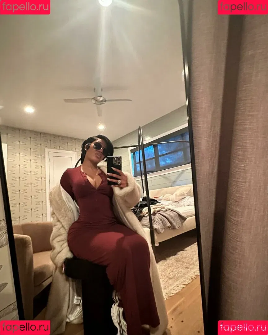 K Michelle Onlyfans Photo Gallery 