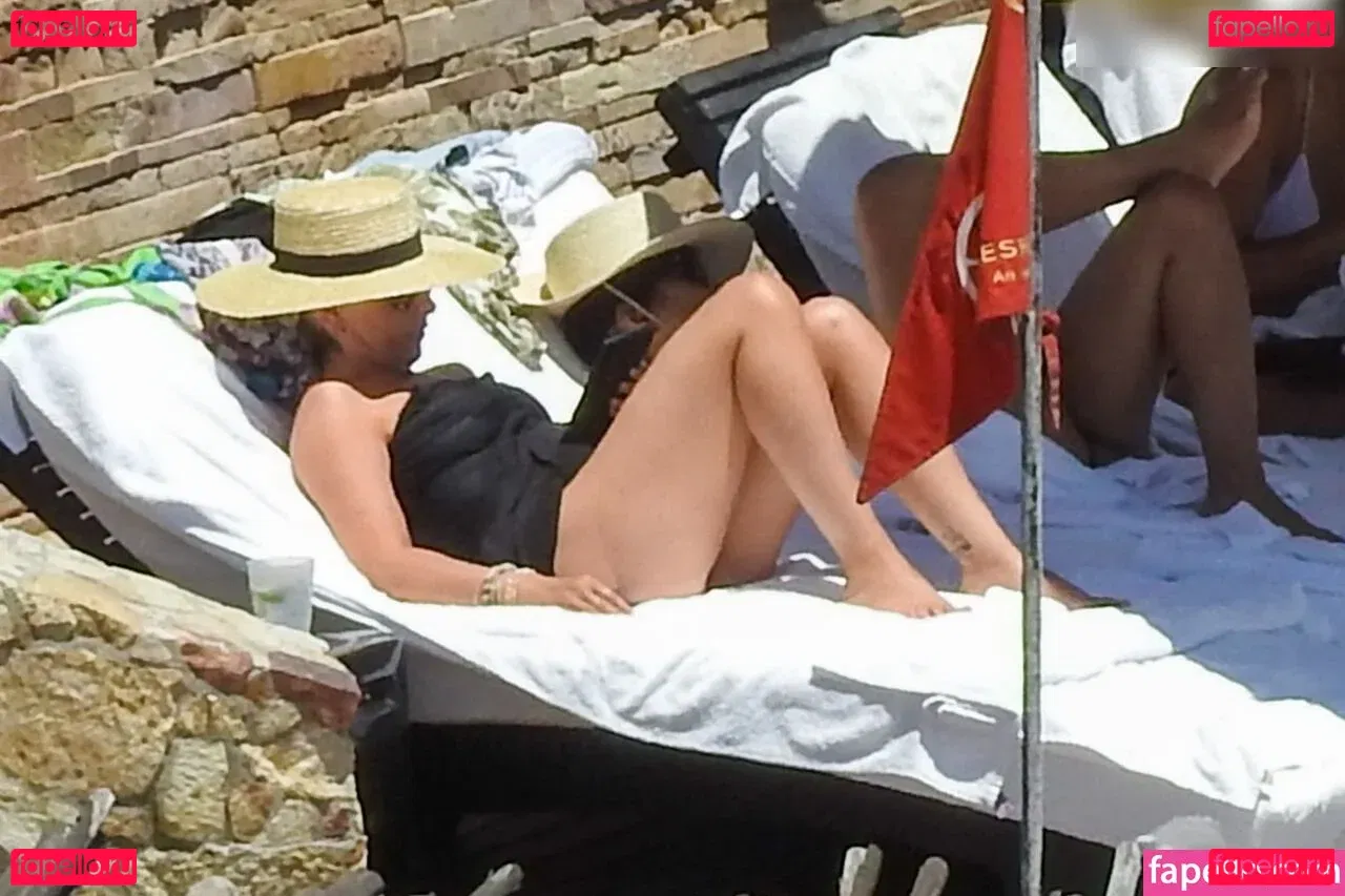 K Michelle Onlyfans Photo Gallery 