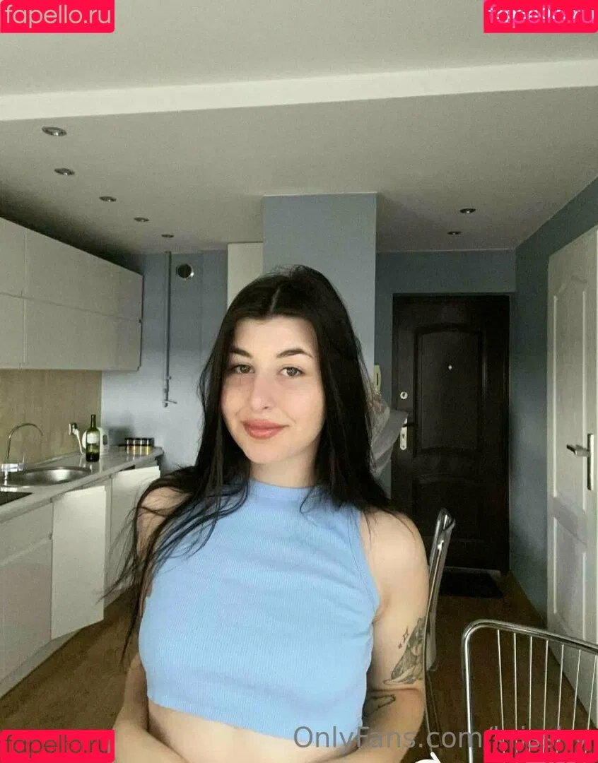 krisshy Onlyfans Photo Gallery 