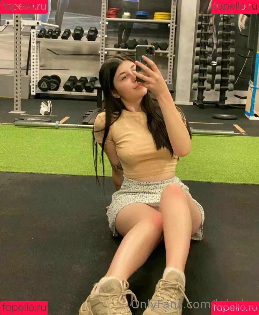 krisshy Onlyfans Photo Gallery 