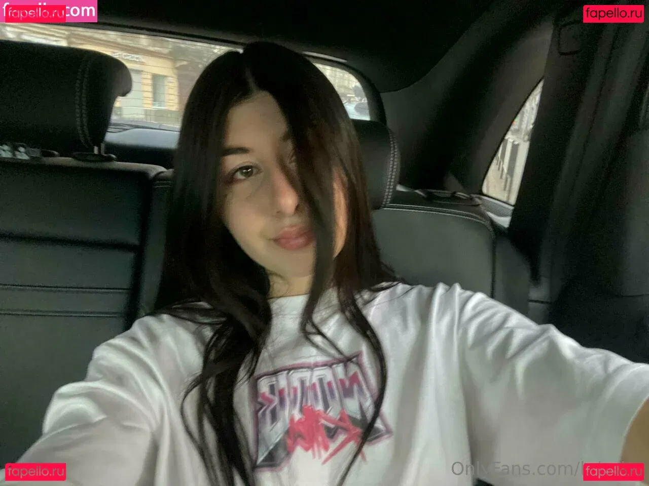 krisshy Onlyfans Photo Gallery 