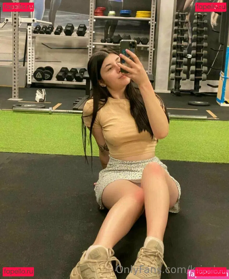 krisshy Onlyfans Photo Gallery 