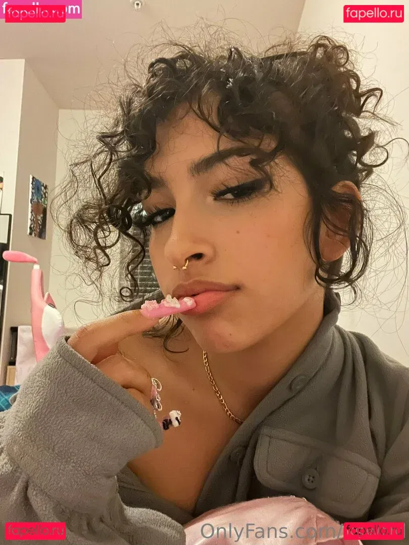 Vswrld Onlyfans Photo Gallery 