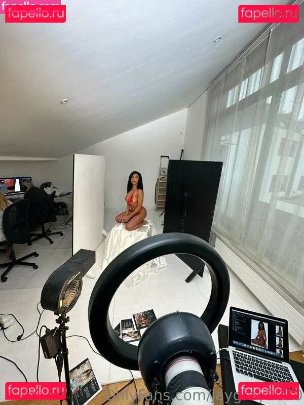 Jay Gray Onlyfans Photo Gallery 