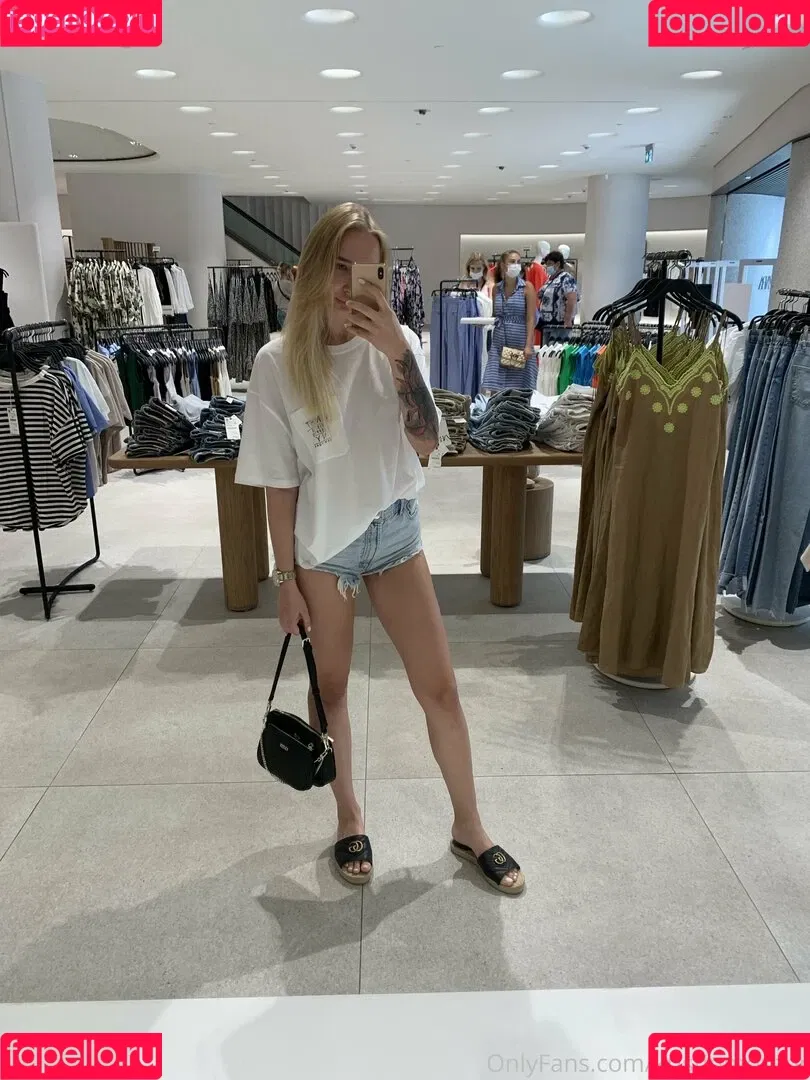 kristinevans Onlyfans Photo Gallery 