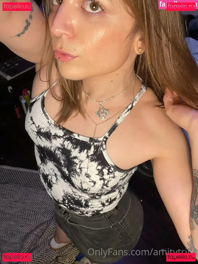 amythrill Onlyfans Photo Gallery 