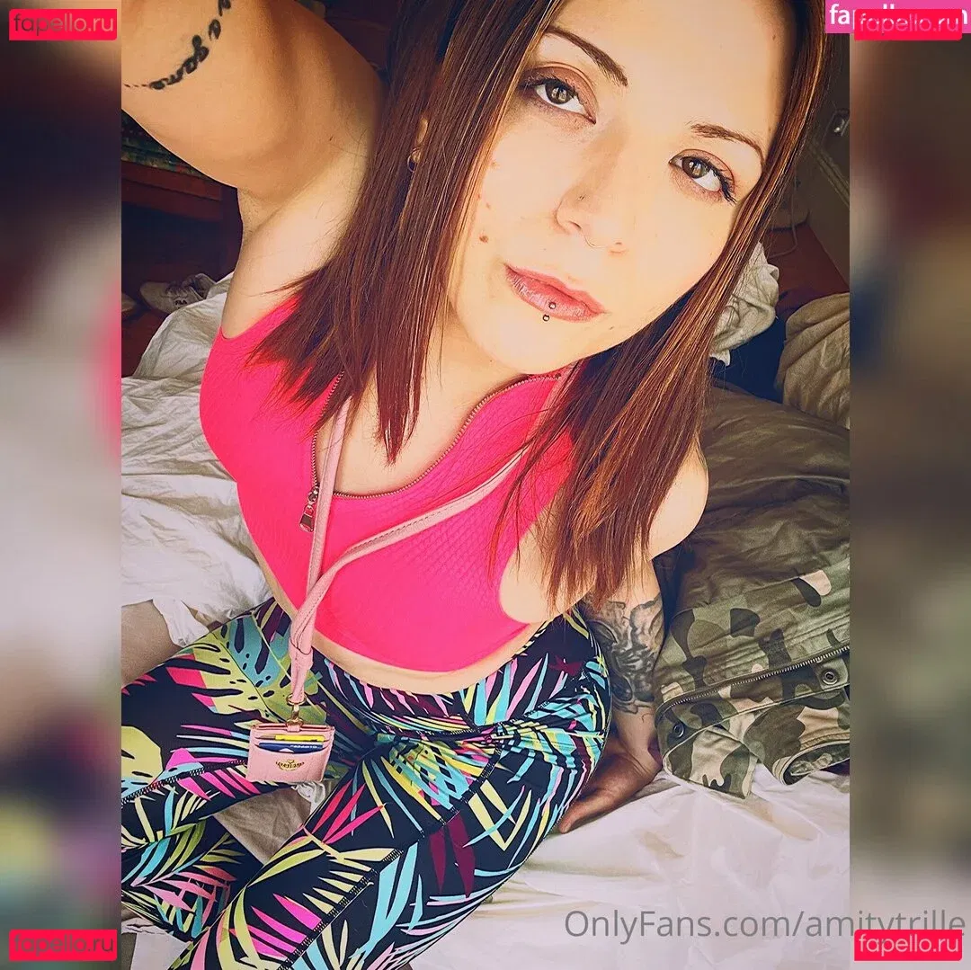 amythrill Onlyfans Photo Gallery 