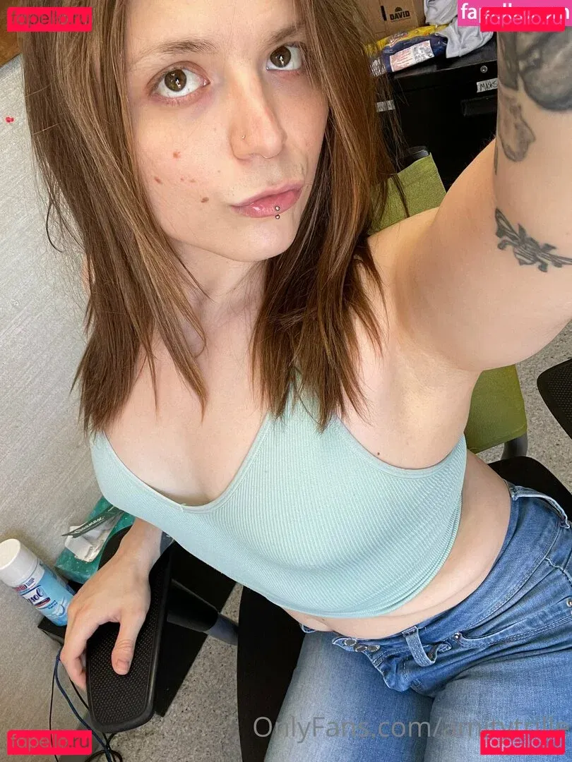 amythrill Onlyfans Photo Gallery 