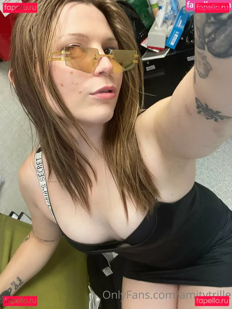 amythrill Onlyfans Photo Gallery 