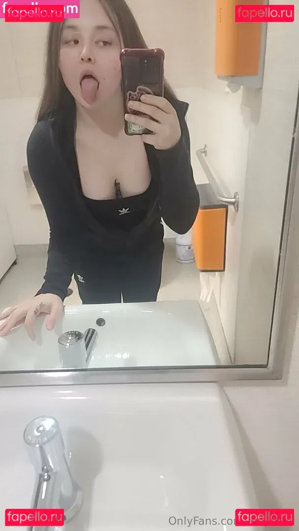 amythrill Onlyfans Photo Gallery 