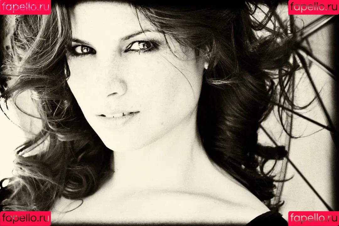 Katrina Law Onlyfans Photo Gallery 
