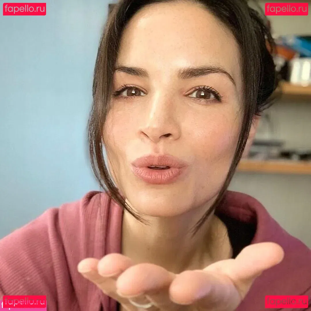 Katrina Law Onlyfans Photo Gallery 