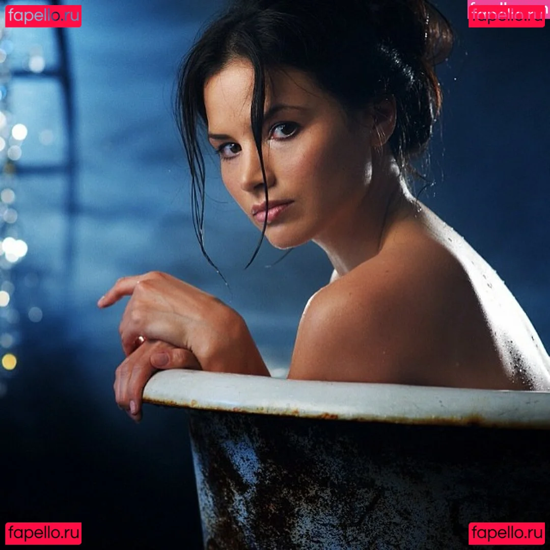 Katrina Law Onlyfans Photo Gallery 