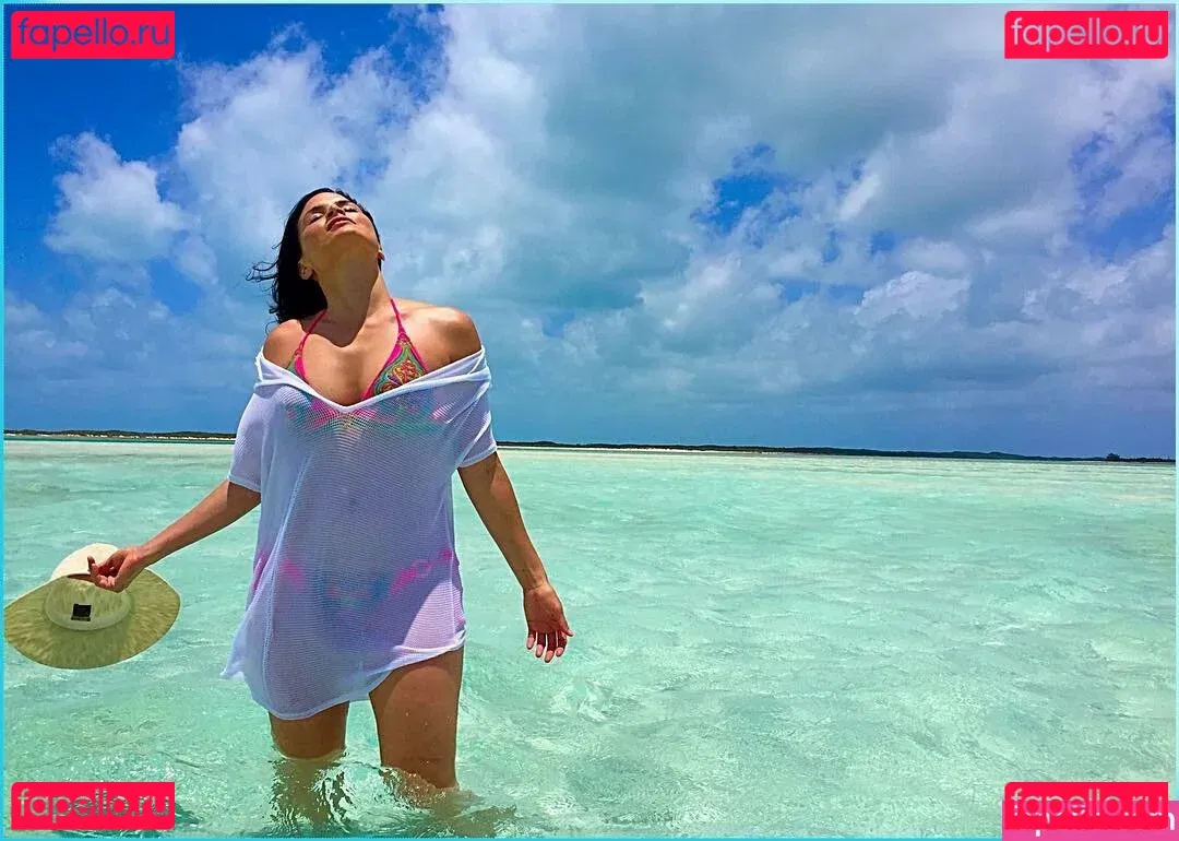 Katrina Law Onlyfans Photo Gallery 