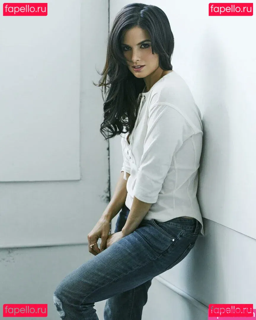 Katrina Law Onlyfans Photo Gallery 