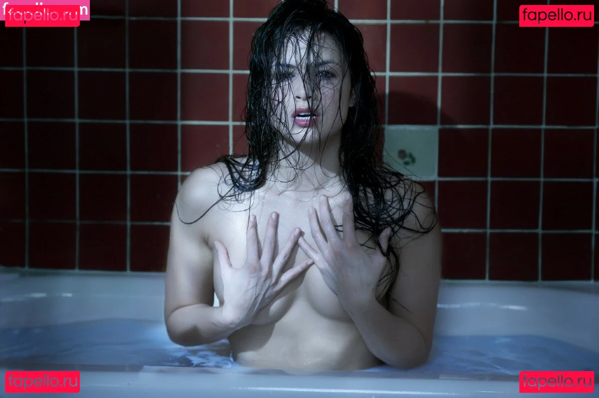 Katrina Law Onlyfans Photo Gallery 