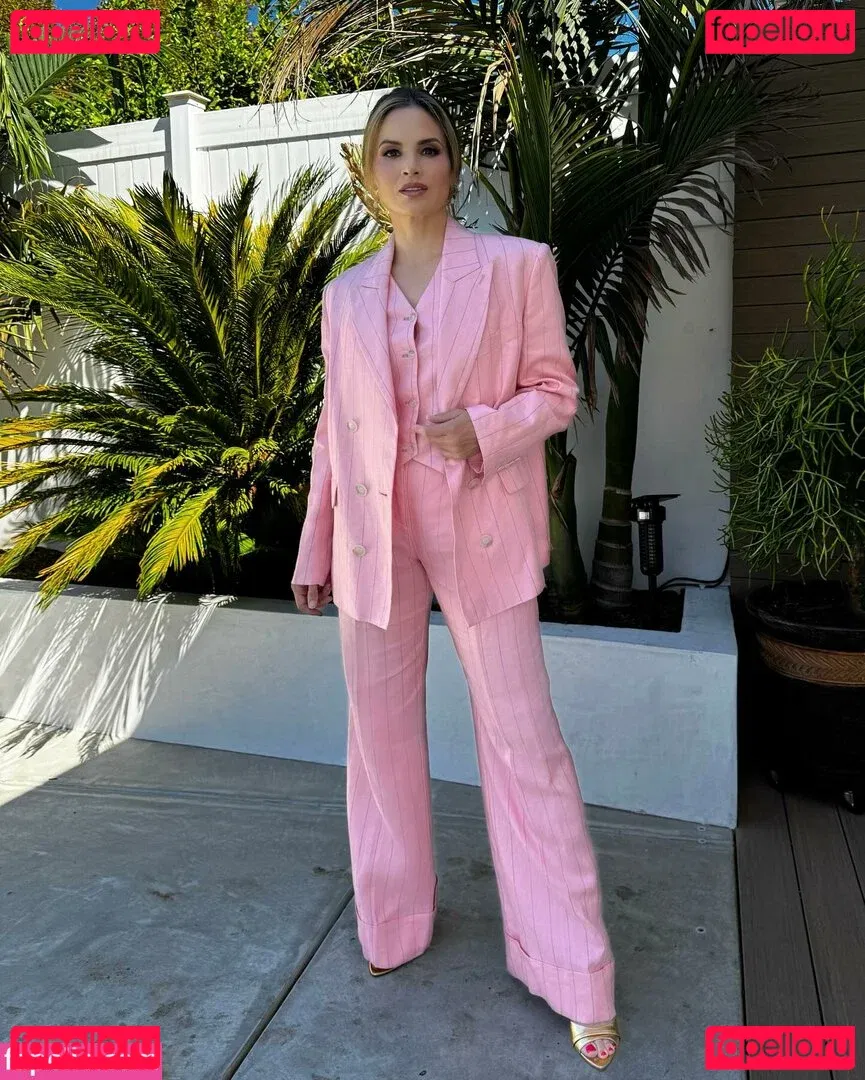 Katrina Law Onlyfans Photo Gallery 