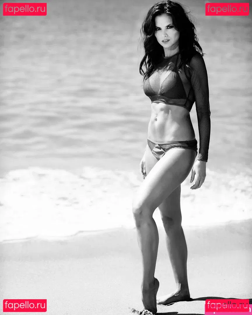 Katrina Law Onlyfans Photo Gallery 