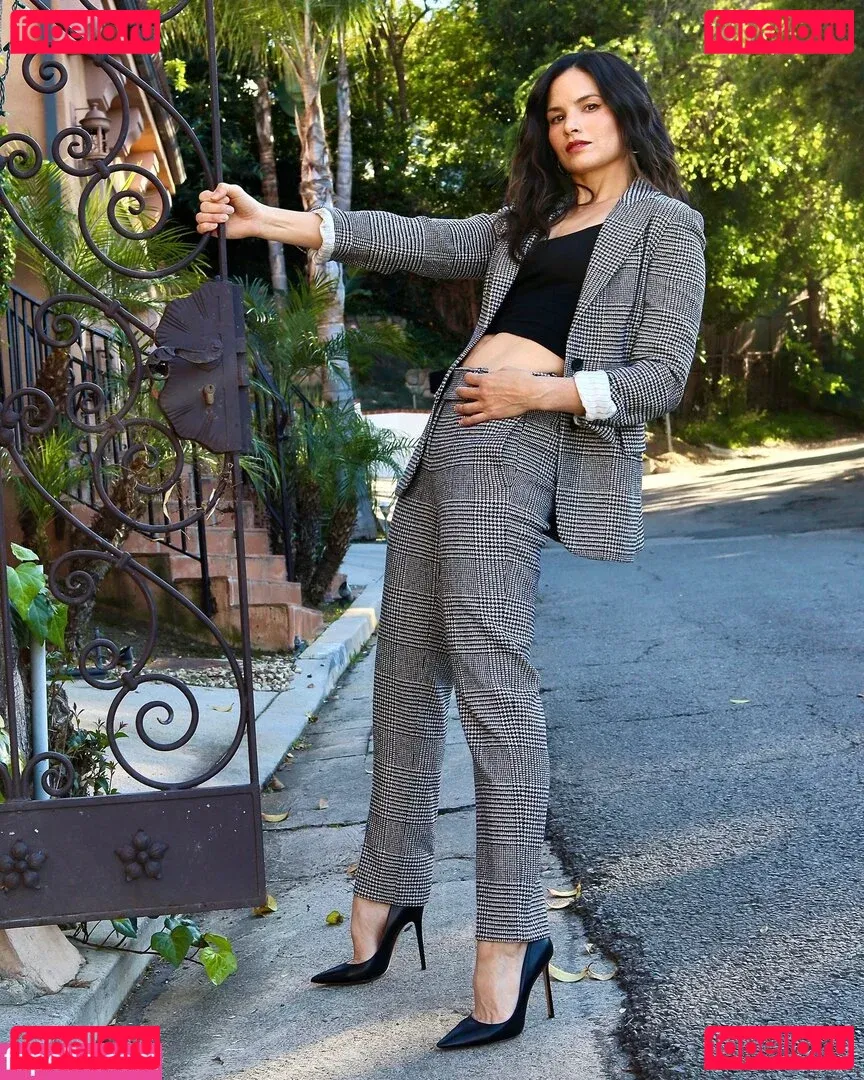 Katrina Law Onlyfans Photo Gallery 