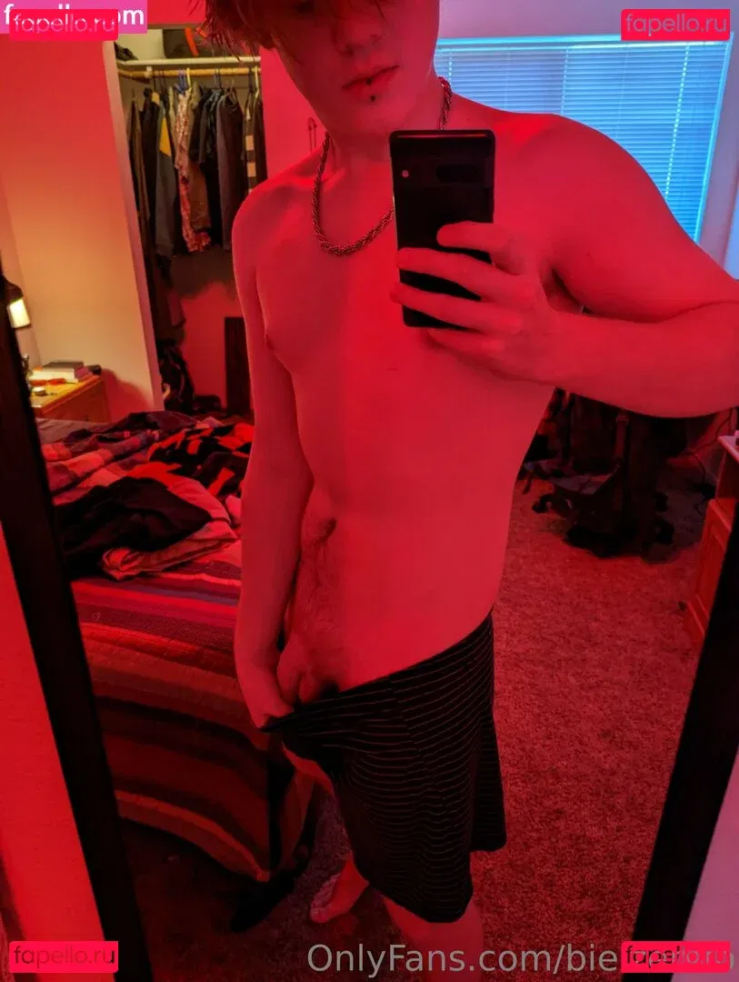 bielzebub Onlyfans Photo Gallery 